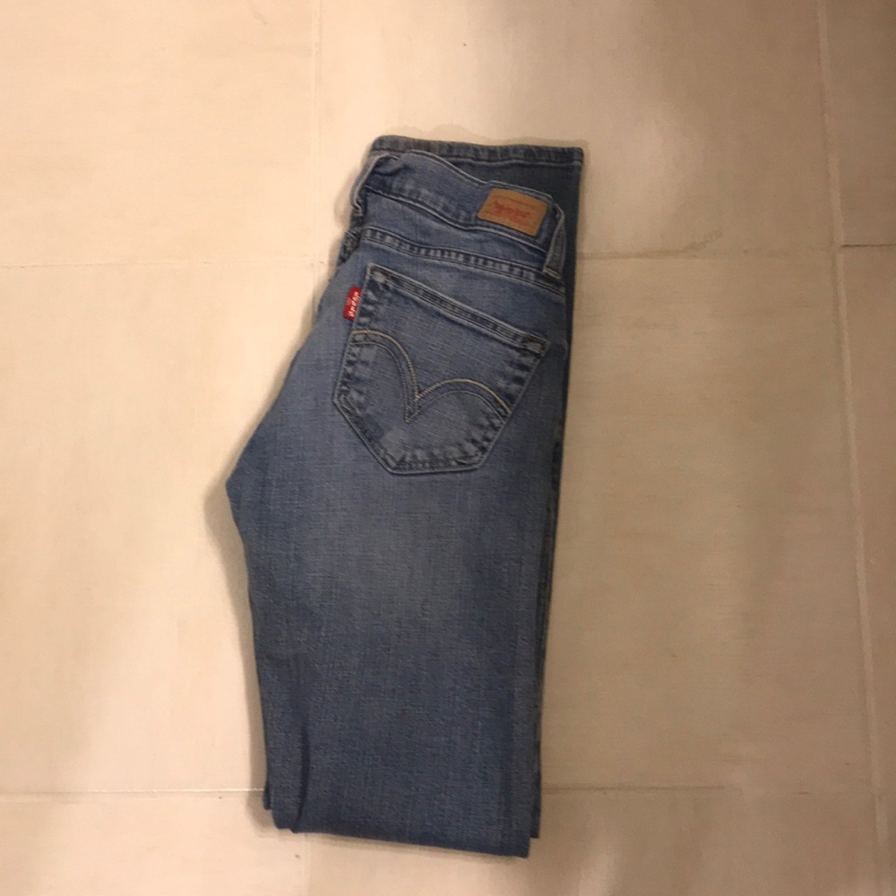 Levi’s jeans tilted sz 5 M